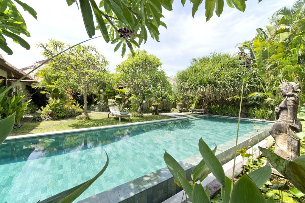 Bali Villa Aja Seminyak Esterno foto